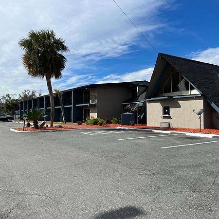 Regency Inn Perry Exterior photo